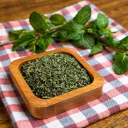 伊朗干薄荷批发 | 批量购买干薄荷 + 价格